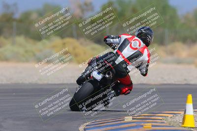 media/Sep-25-2023-Moto Forza (Mon) [[81ffa65e0a]]/B-C Group/Session 4 (Turn 2 Backside)/